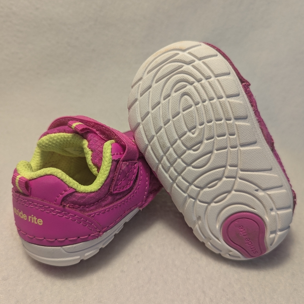NWT Stride Rite Zips Runner Baby Shoes In Hot Pink, Size 3M - Picture 2 of 7